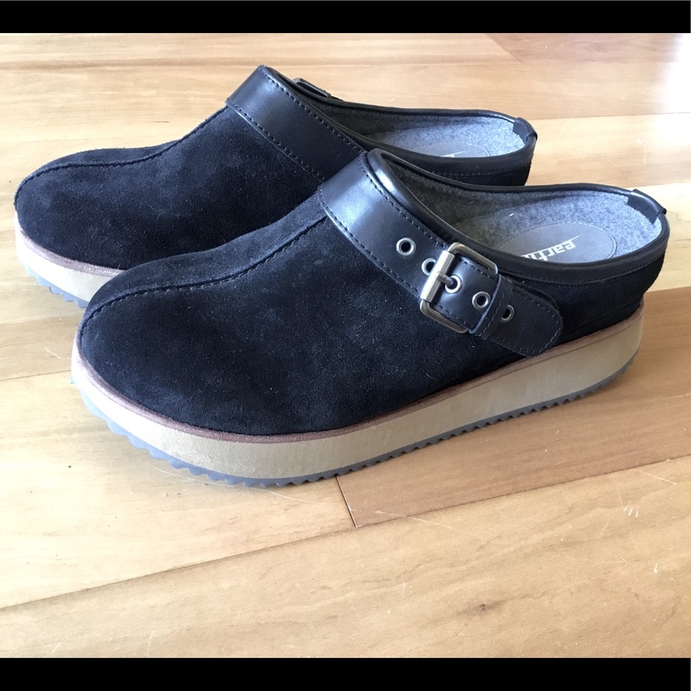 Earth Slip On Shoes